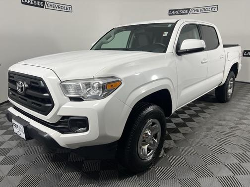 2016 Toyota Tacoma SR