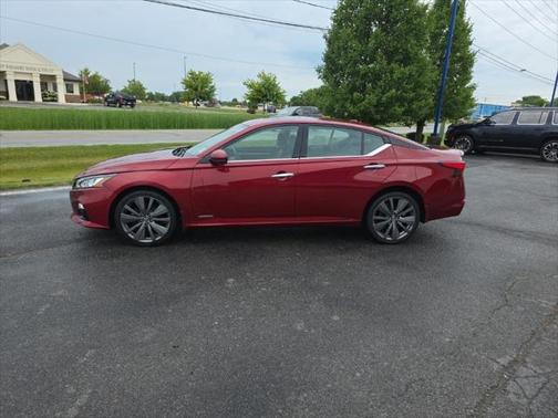 2019 Nissan Altima 2.5 Platinum