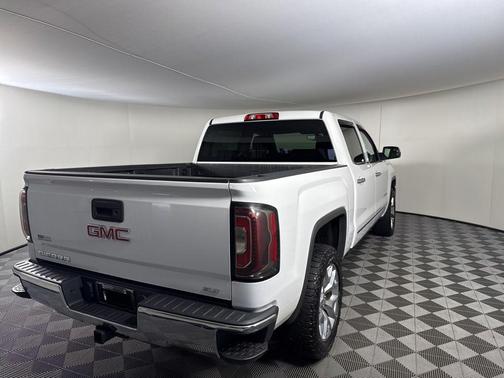 Summit White 2018 GMC Sierra 1500 SLT