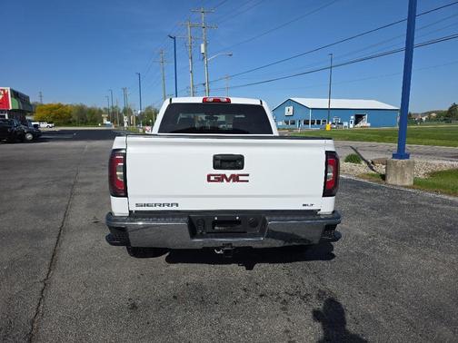Summit White 2018 GMC Sierra 1500 SLT
