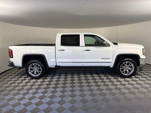 Summit White 2018 GMC Sierra 1500 SLT