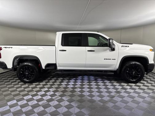 2026 Chevrolet Silverado 2500 Custom