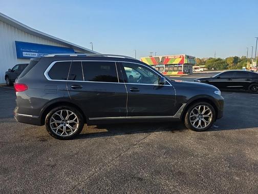 2019 BMW X7 xDrive50i