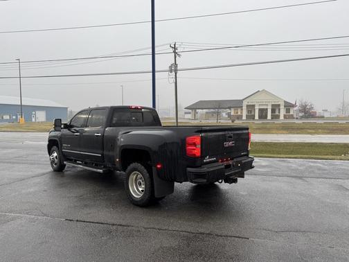 2019 GMC Sierra 3500 Denali