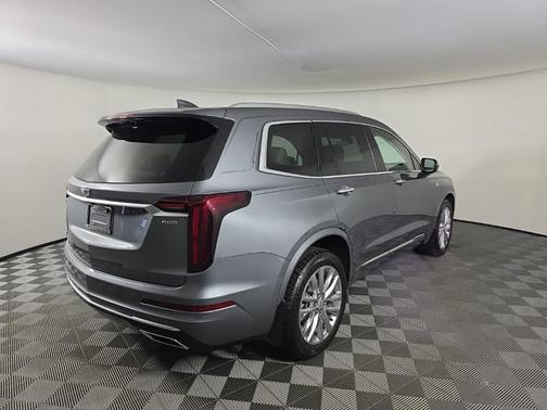 2022 Cadillac XT6 Premium Luxury AWD