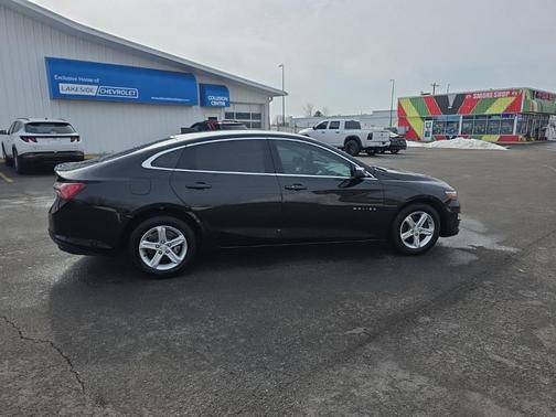 2022 Chevrolet Malibu FWD LT