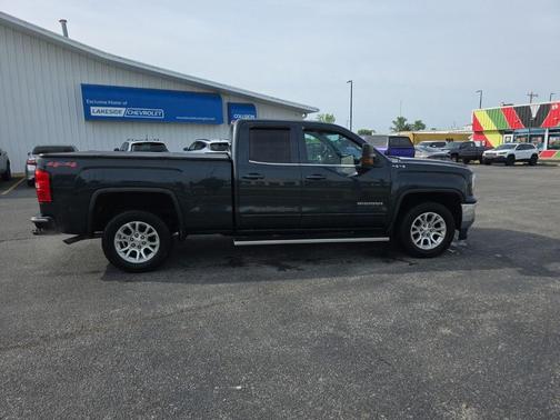 Dark Slate Metallic 2017 GMC Sierra 1500 SLE