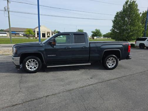 Dark Slate Metallic 2017 GMC Sierra 1500 SLE