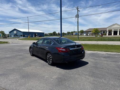 Storm Blue 2018 Nissan Altima 2.5 SL