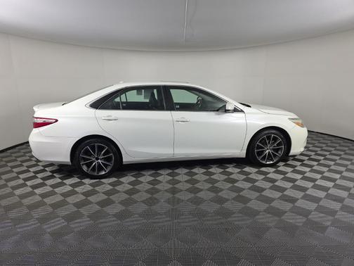 2015 Toyota Camry XSE