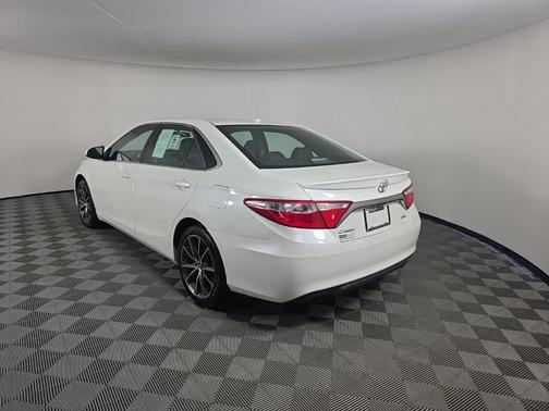 2015 Toyota Camry XSE