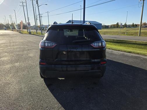 2020 Jeep Cherokee Altitude