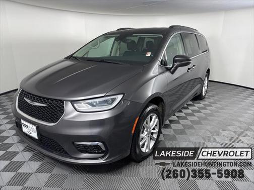 2021 Chrysler Pacifica Touring AWD