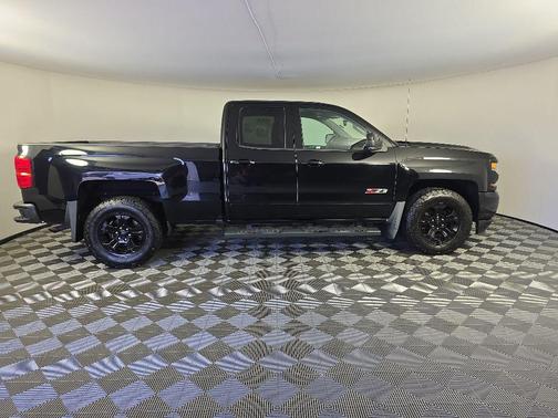 Black 2018 Chevrolet Silverado 1500 2LT
