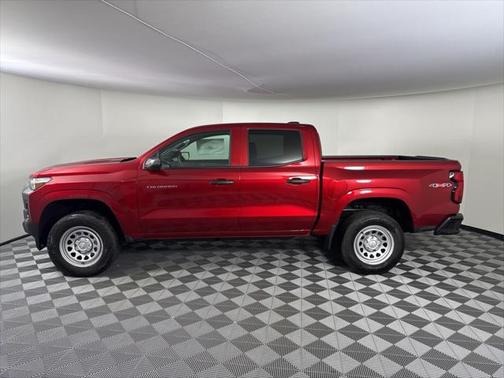 2025 Chevrolet Colorado WT