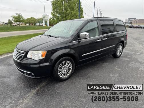 2013 Chrysler Town & Country Touring-L