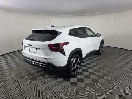 2026 Chevrolet Trax FWD 1RS