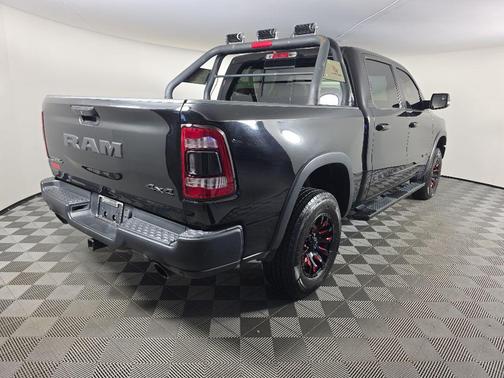 Diamond Black Crystal Pearl 2019 RAM 1500 Rebel