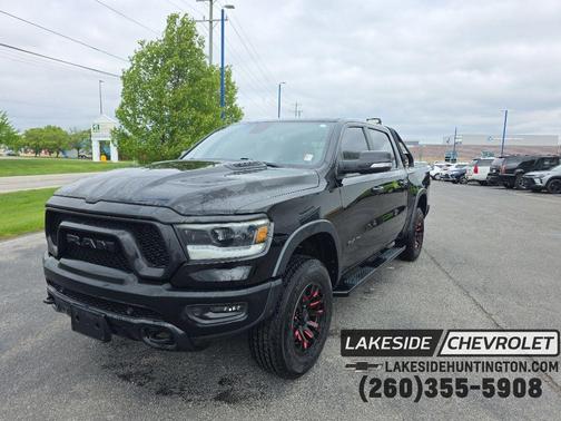 Diamond Black Crystal Pearl 2019 RAM 1500 Rebel