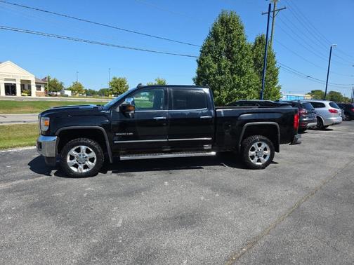 2017 GMC Sierra 2500 SLT