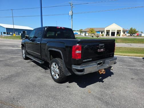 2017 GMC Sierra 2500 SLT