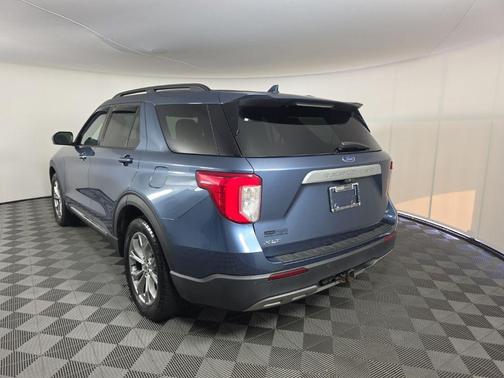 Blue Metallic 2020 Ford Explorer XLT