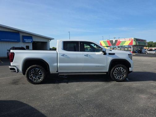 White Frost Tricoat 2023 GMC Sierra 1500 Denali Ultimate