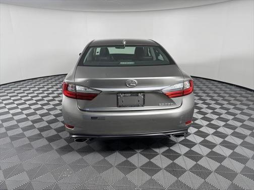 2018 Lexus ES 350 Base