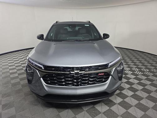 Sterling Gray Metallic 2026 Chevrolet Trax FWD 2RS