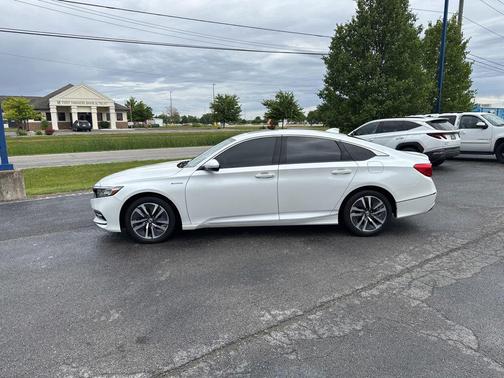 Platinum White Pearl 2019 Honda Accord Hybrid EX