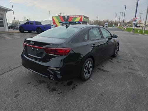 Aurora Black 2019 Kia Forte LXS