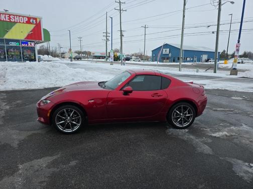2022 Mazda MX-5 Miata RF Grand Touring