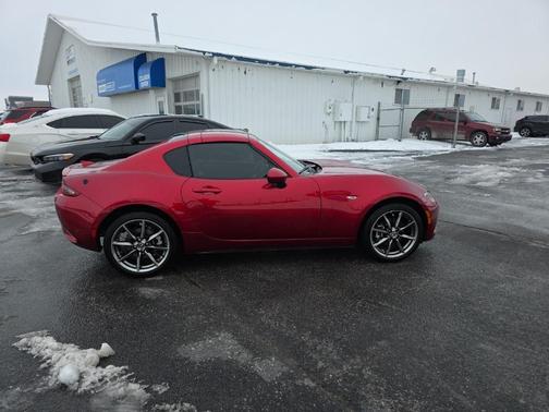 2022 Mazda MX-5 Miata RF Grand Touring