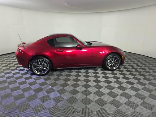 2022 Mazda MX-5 Miata RF Grand Touring