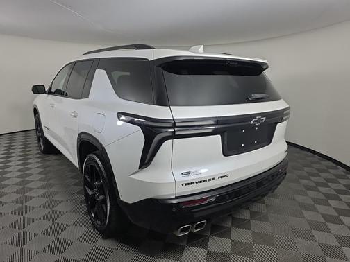 2025 Chevrolet Traverse RS