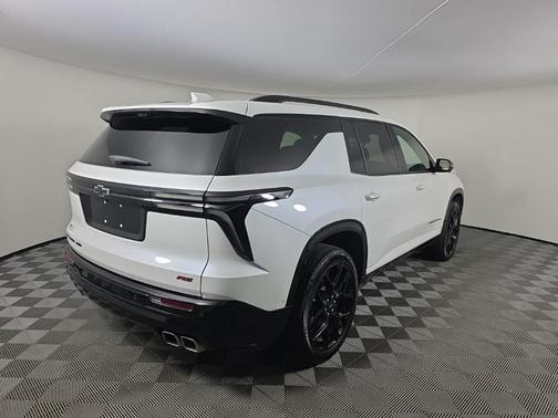 2025 Chevrolet Traverse RS