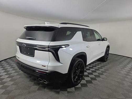 2025 Chevrolet Traverse RS