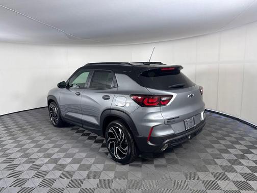 Sterling Gray Metallic 2026 Chevrolet Trailblazer RS