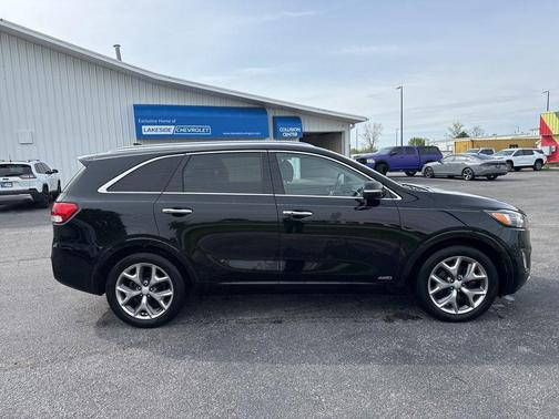 Ebony Black 2017 Kia Sorento SX