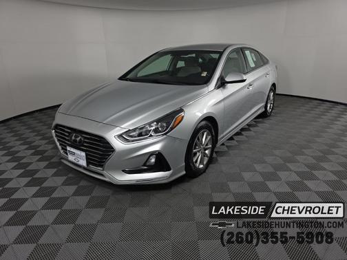 2018 Hyundai SONATA SE
