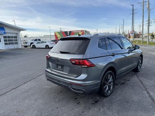 2022 Volkswagen Tiguan 2.0T SE 4MOTION