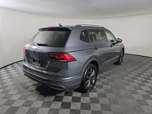 2022 Volkswagen Tiguan 2.0T SE 4MOTION