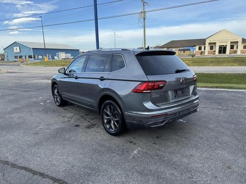 2022 Volkswagen Tiguan 2.0T SE 4MOTION