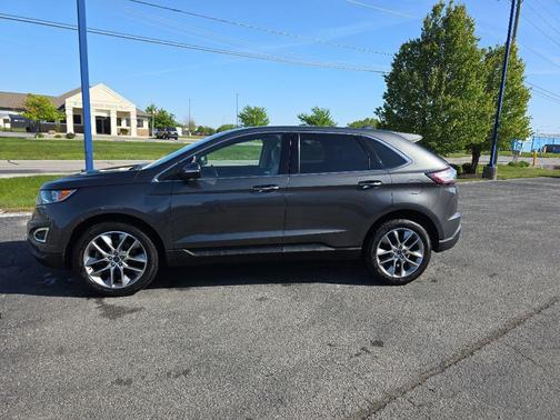 Magnetic 2017 Ford Edge Titanium