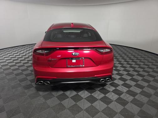 2019 Kia Stinger Base
