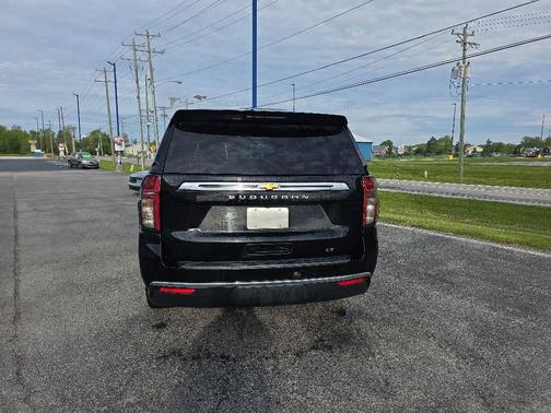 Black 2021 Chevrolet Suburban LT