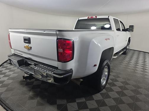 Summit White 2019 Chevrolet Silverado 3500 LT