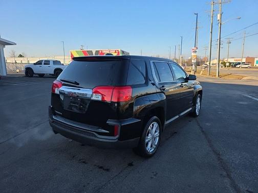 2017 GMC Terrain SLE-1