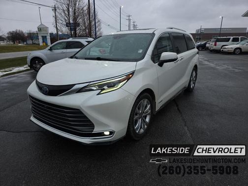 2021 Toyota Sienna Platinum 7 Passenger