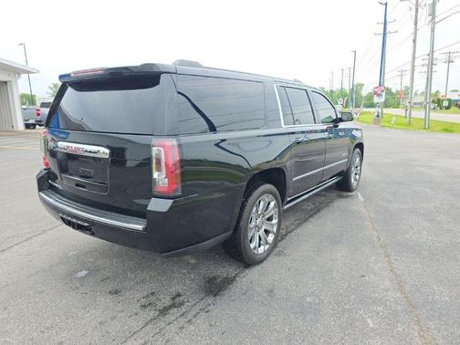 Onyx Black 2016 GMC Yukon XL Denali